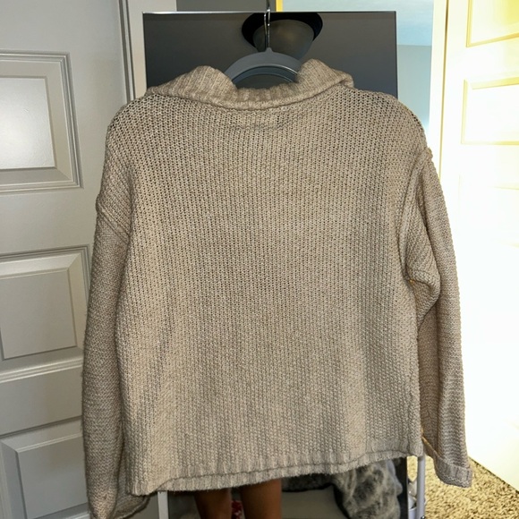 Universal thread quarter zip sweater - Picture 5 of 5